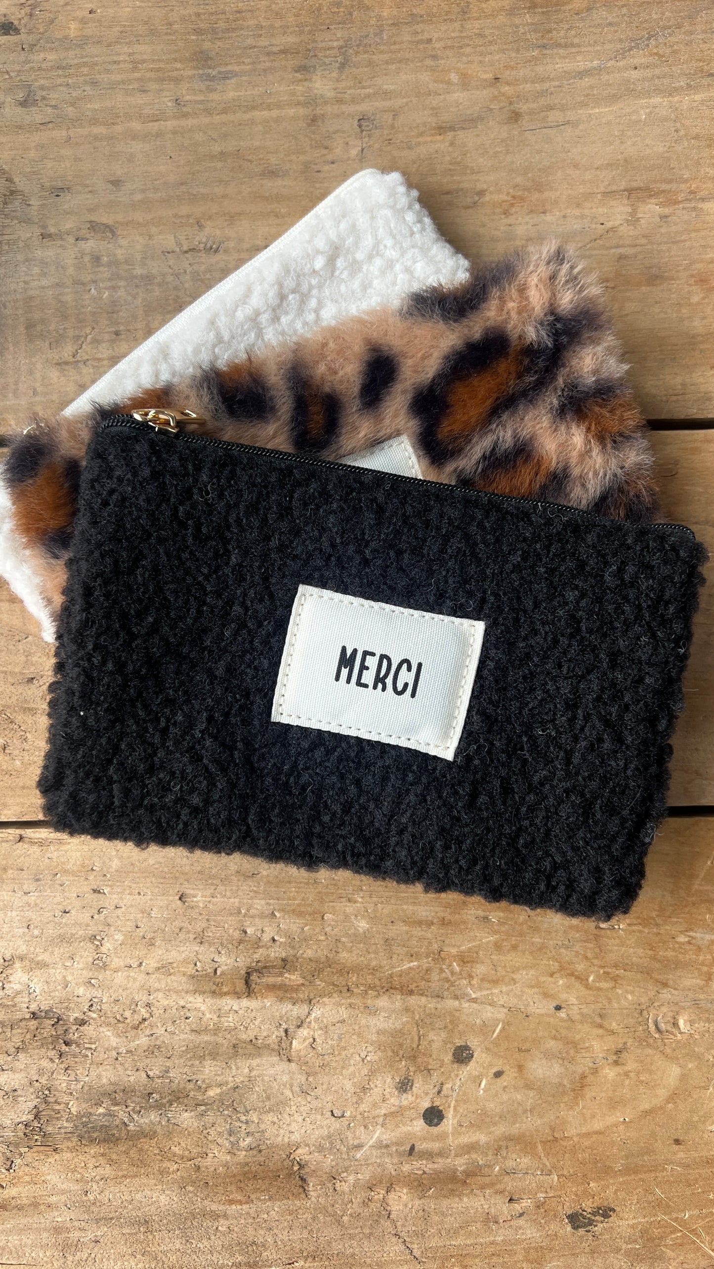 Pochette noire "MERCI"