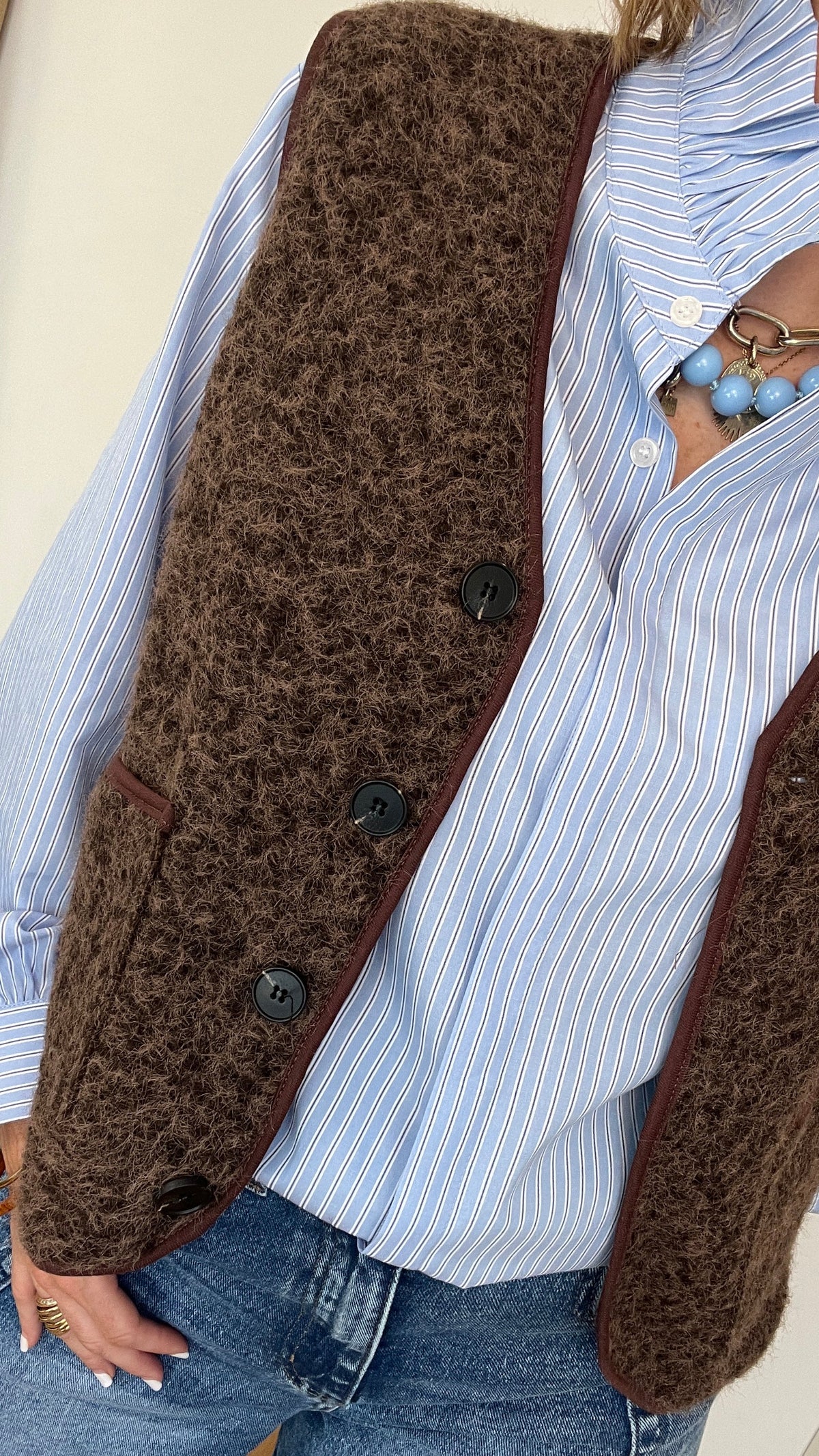 Gilet | LOUIS café