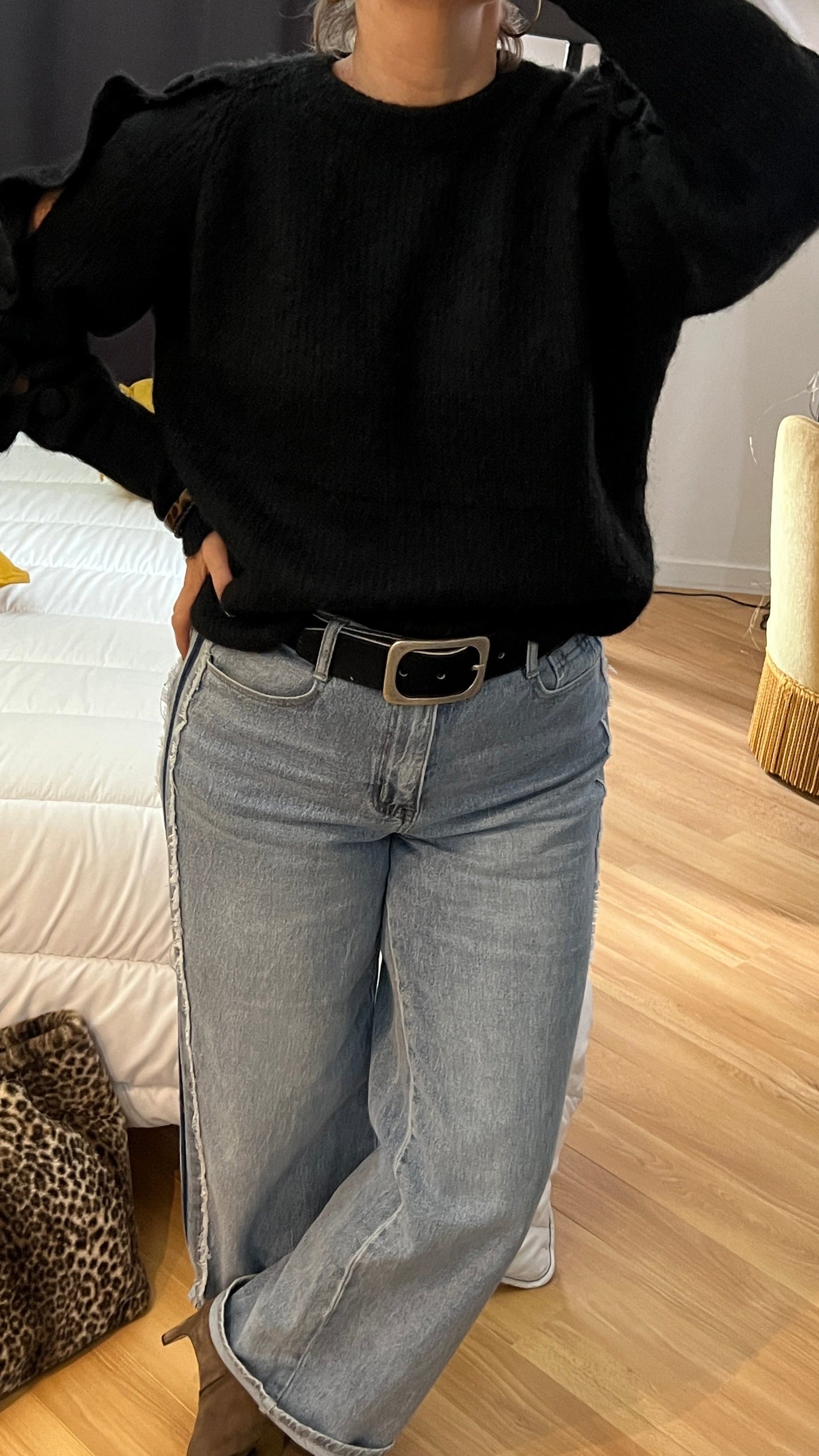 Large ceinture Bovin Poil Naturel Noir & Blanc – Boucle Métal Vieilli