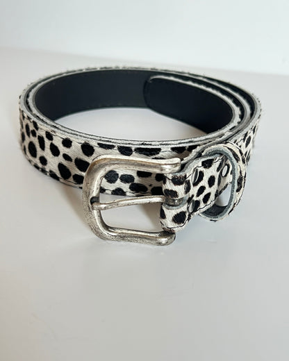 Ceinture Bovin Poils Naturels Blancs Tachetés Noirs