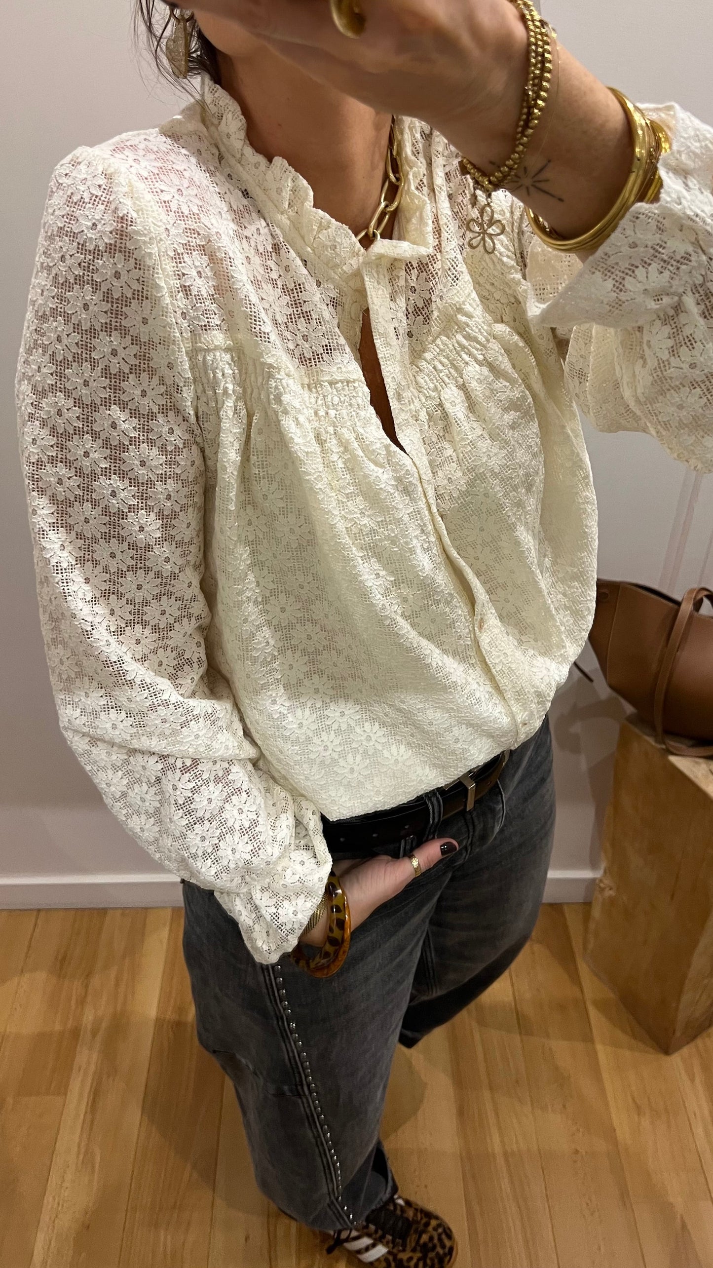 Chemise FLORA crème à dentelle