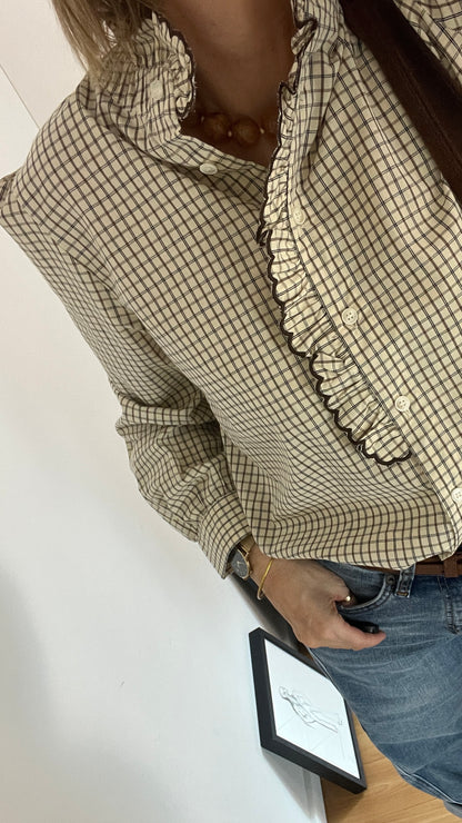 Chemise DANAÉ avec volant sur la patte de boutonnage